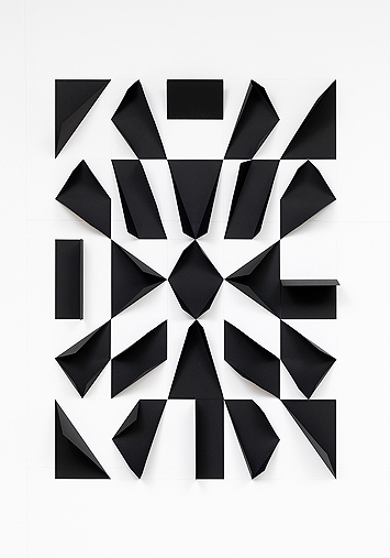 Maarten Janssen, 25 x 50% Avier, 2025, Faltung